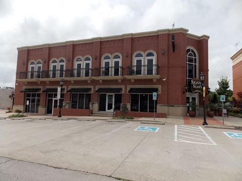 Fifth Street Executive Suites