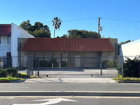 Commercial space for Sale at 22707 - 22711 S Western Ave in Torrance