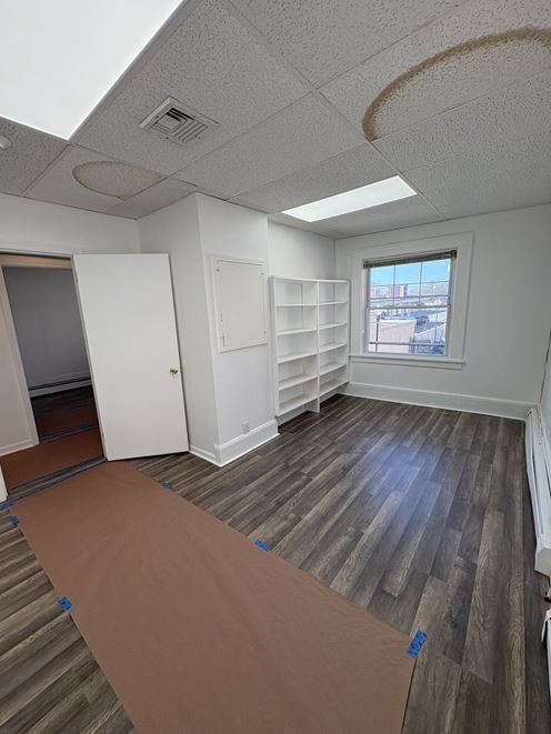 125 E Main St