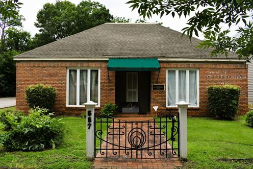 557-559 S. Lawrence St. Office Suites