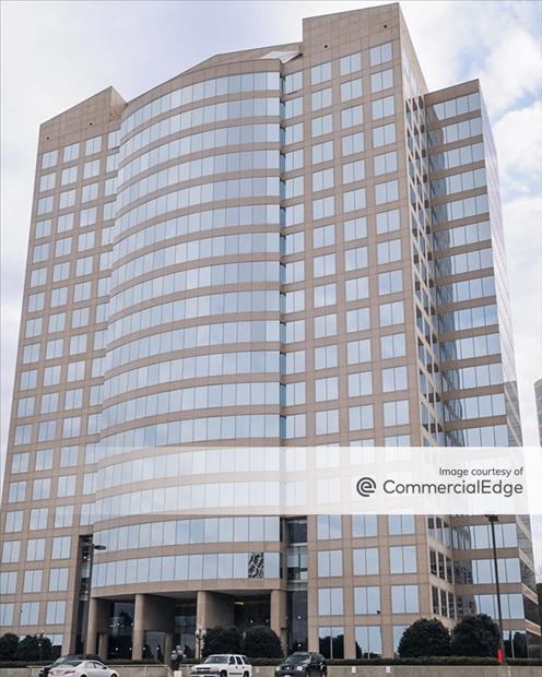 Atlanta Galleria Office Park - Galleria 300