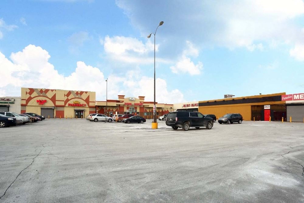 Joyland Shopping Center