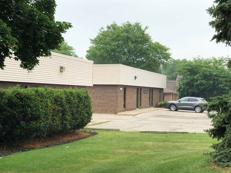 Photo of commercial space at 32500 Schoolcraft Rd in Livonia