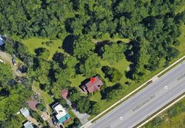 4862 Southwestern Blvd - 2,700+/- SF SPACE ZONED COMMERCIAL WITH 1.6+/- ACRES
