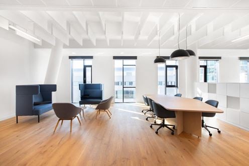 Regus - City Tower