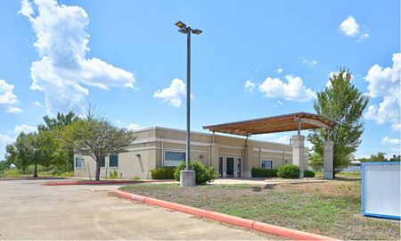 Office space for Rent at 106 CEDAR STREET in Hearne