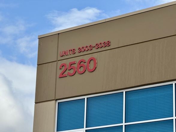 Industrial Strata with 2 Dock Loading Bays For Lease