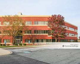 Rossmoyne Business Center 