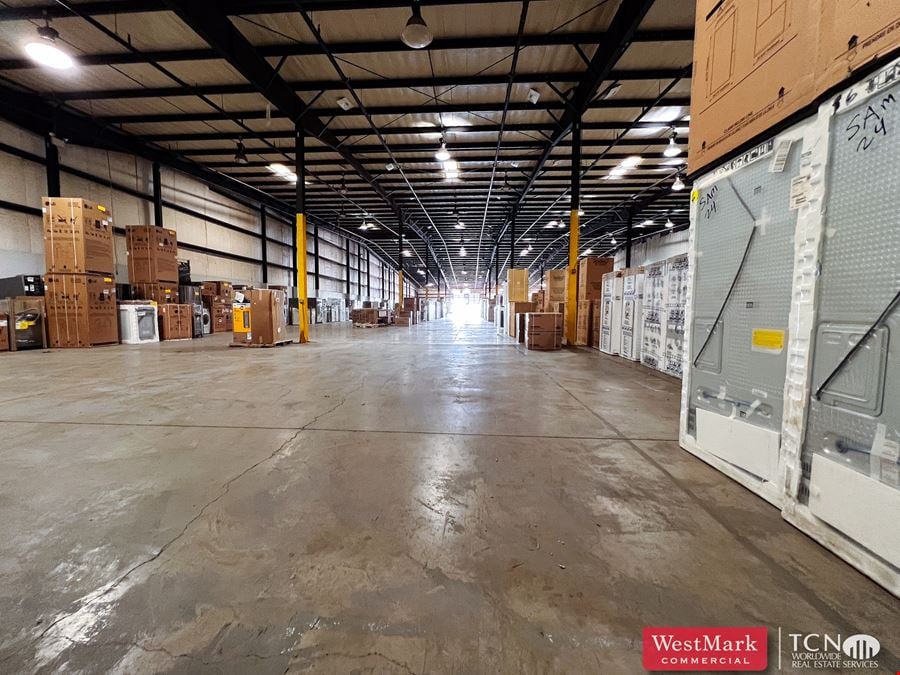 Distribution Warehouse for Lease