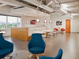 Regus - Calgary – Quarry Park