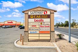 1042-1048 Willow Creek Rd