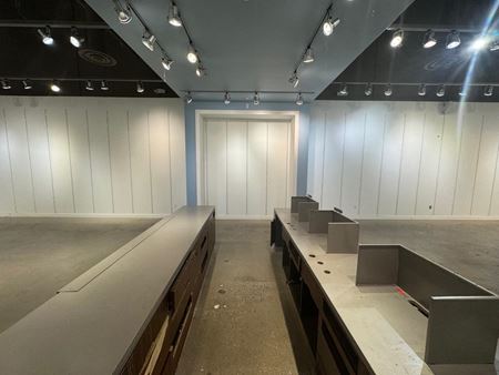 0066A    Space Photo Gallery 9