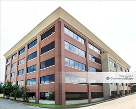 Commerce Green One