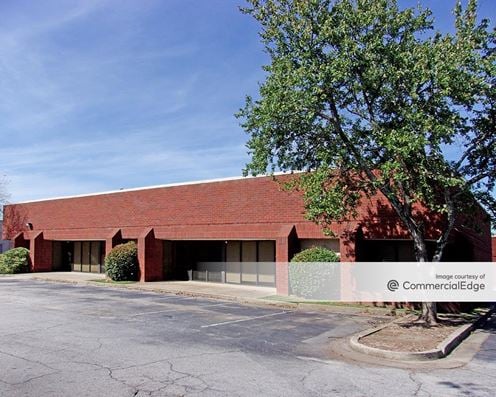 Airport Business Center