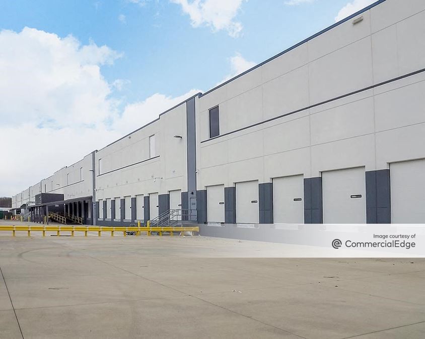 Capital Distribution Center 6885 Commercial Drive Industrial Building