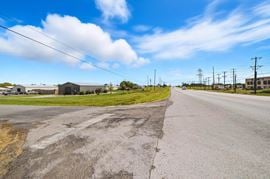 2037 Sun Dr, Rockwall, TX