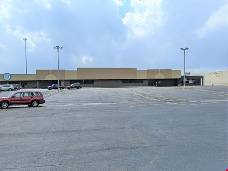 Photo of commercial space at 1507 N Bowman Ave in Danville