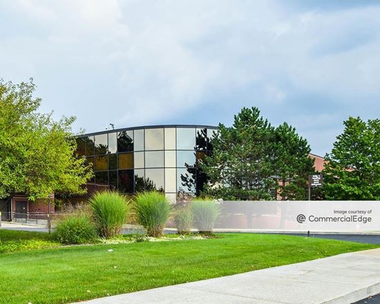 1 Financial Pkwy