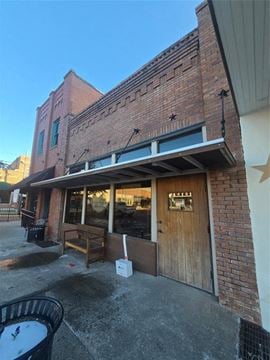 103 McKinney St