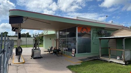 Retail space for Sale at 306 S Main St in Chiefland