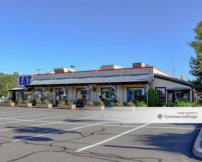 Shops at Saugus 358 Broadway Retail Building