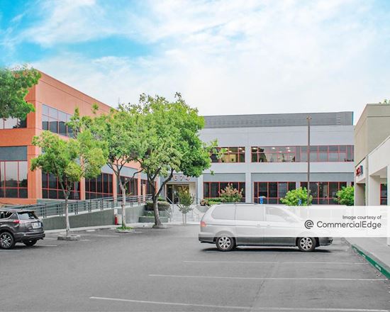 Hacienda Business Park - Hacienda Plaza