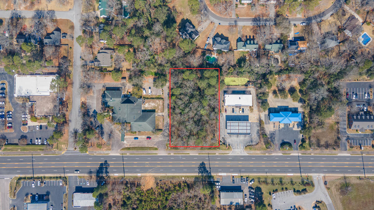 Prime .97-Acre Development Opportunity on High-Traffic E. Pine Log Rd.