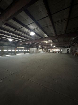 255 S Navigation Blvd