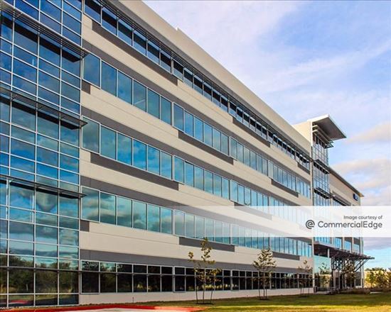 The Offices at Greenhouse