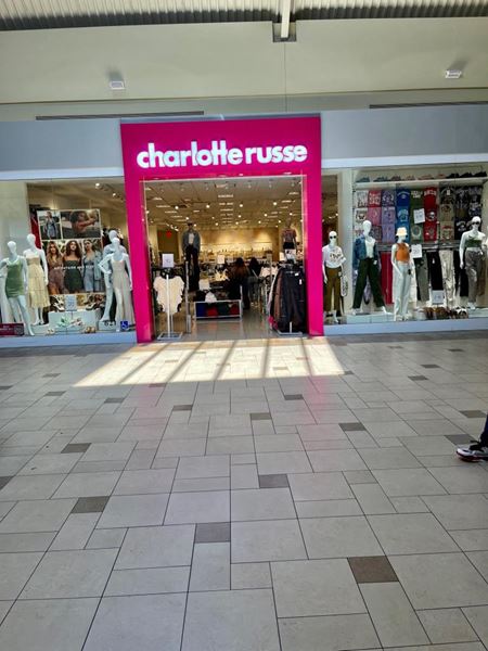 FF37     Space Photo Gallery 5