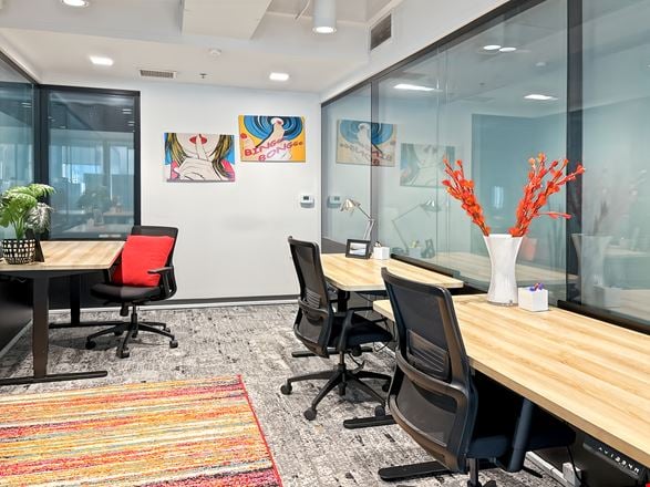 Spaces - Long Beach - 145 W Broadway