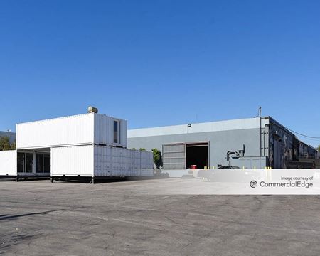 Industrial space for Rent at 2623 Medford Street in Los Angeles