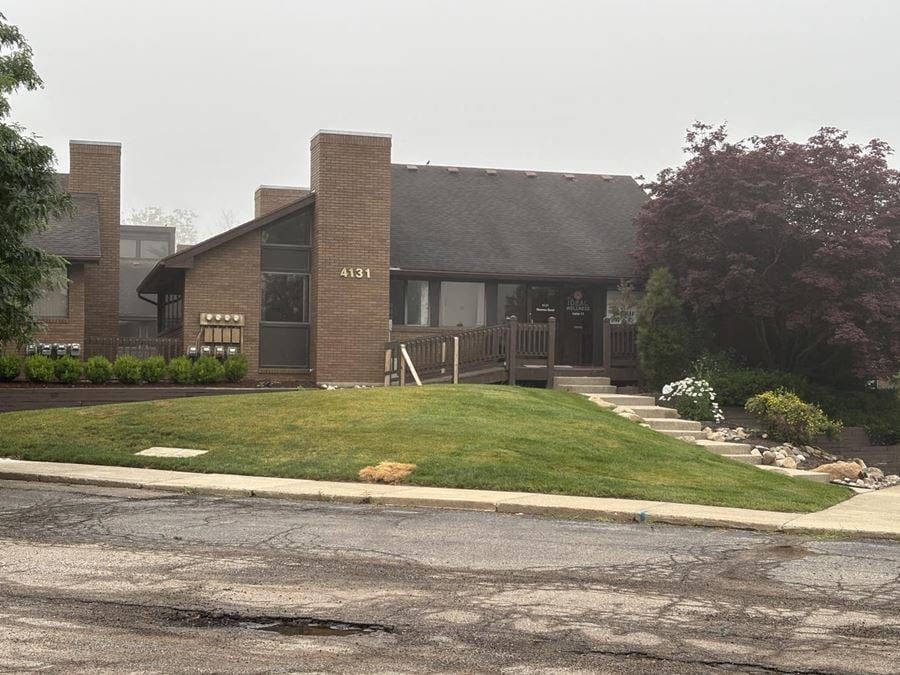 4131 Okemos Rd - Okemos Mi 