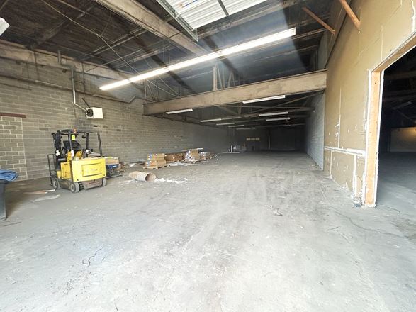 Small Bay Flex Space - Up to 11,225± SF Available