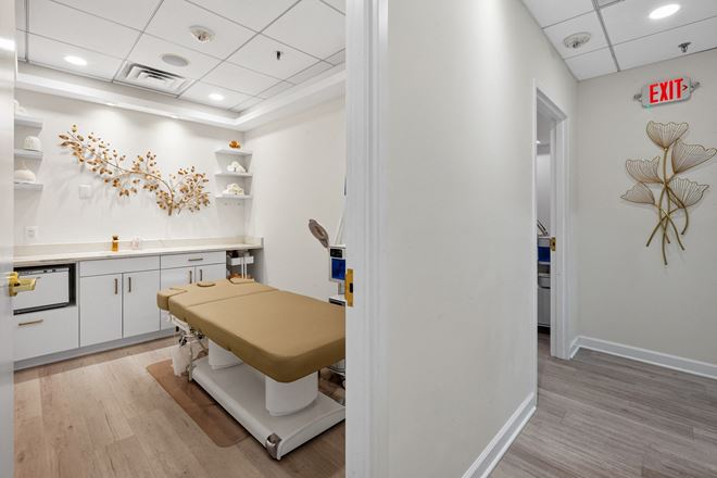 Medical & Aesthetic Center at Mclean VA for Sale