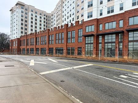 Retail space for Rent at 1090 Hank Aaron Drive SW in Atlanta
