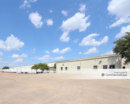 Industrial space for Rent at 180 Singleton Road in Waxahachie