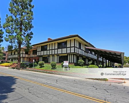 The Lincoln Inn - Ventura