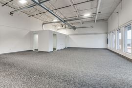 616-626 W Mockingbird Lane