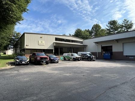 Photo of commercial space at 8411 Oakview Avenue in Henrico