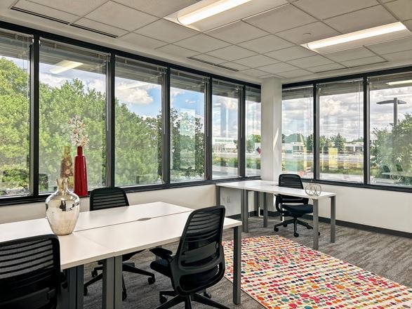 Regus - Bloomington - 4470 W 78th Street Cir