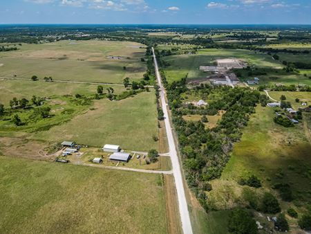 Photo of commercial space at County Road 110, Lot 6 in Iola