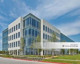 The Landing - 6201 West Plano Pkwy