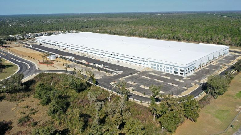 226,800sf-943,000sf Warehouse For Lease