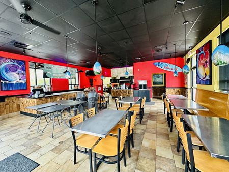 Pawley’s Island Restaurant w/ Drive Thru - Pawleys Island