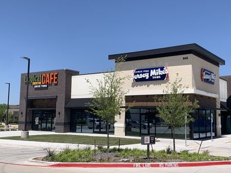 Retail space for Rent at 801-927 E Northwest Hwy in Grapevine