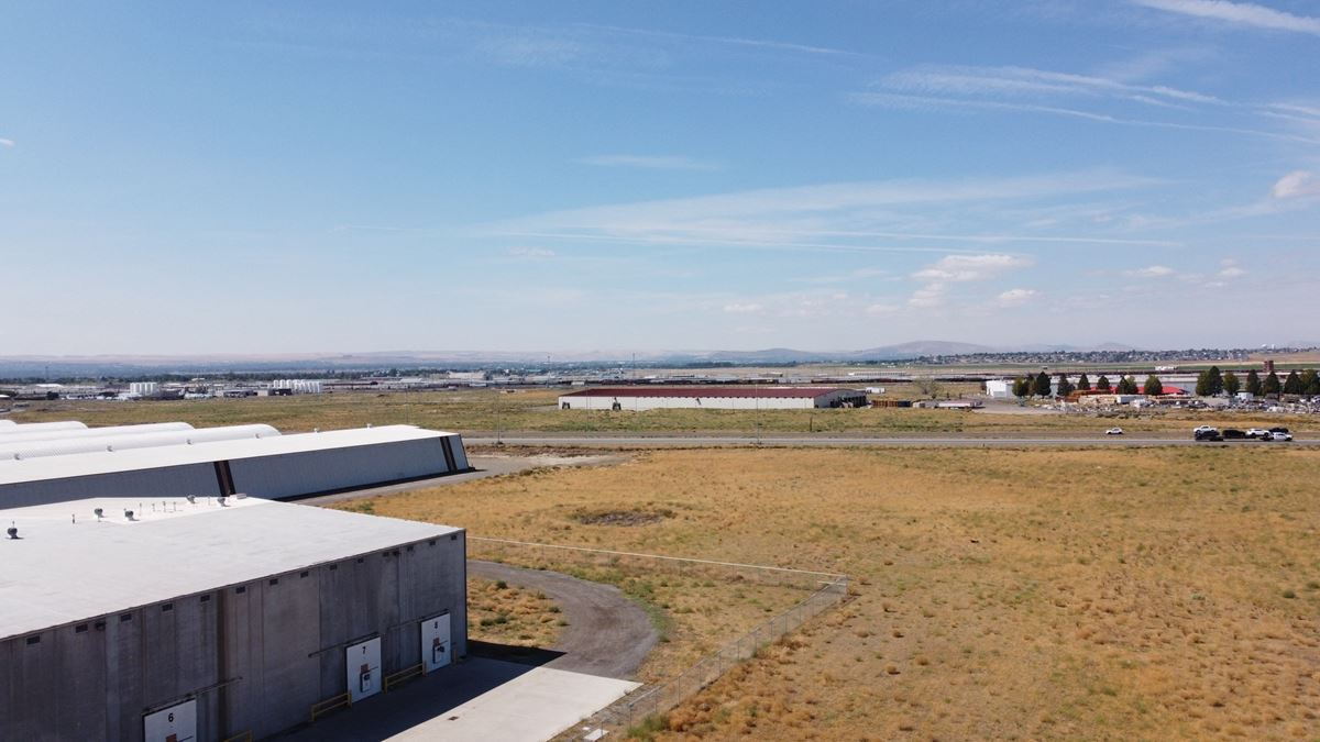 Highway 395 Frontage Industrial Land