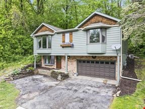 NE Rochester Hillside Home