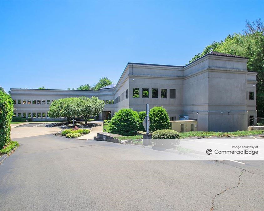 600 Saw Mill Road, West Haven, CT Office Building