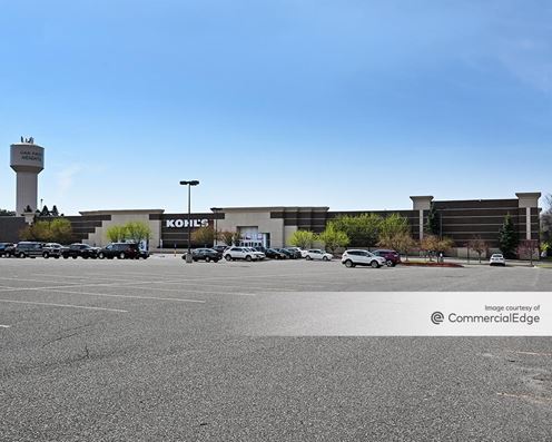 The Shoppes at Oak Park Heights